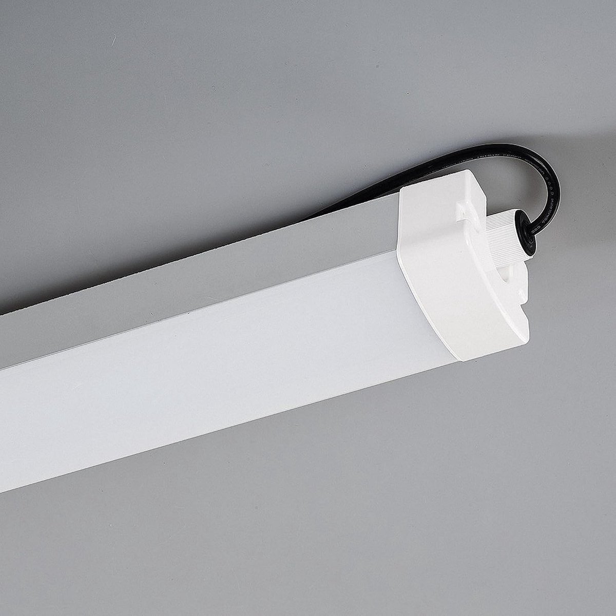 Vochtige Ruimte Lamp - Werkplaatsverlichting LED - Klusruimte Verlichten - IP65 Waterdicht - 120 cm - Wit