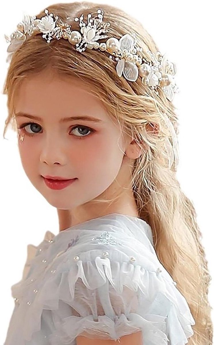 Bruidshaaraccessoires met gouden wijnstokparen en parels