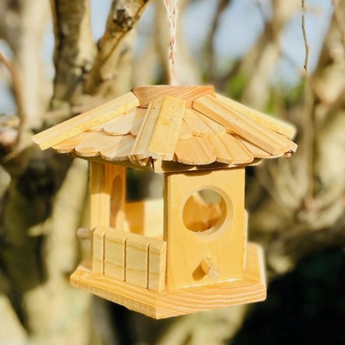 Zeshoekige houten vogelvoer - Natuurlijk vogelhuis voor buiten