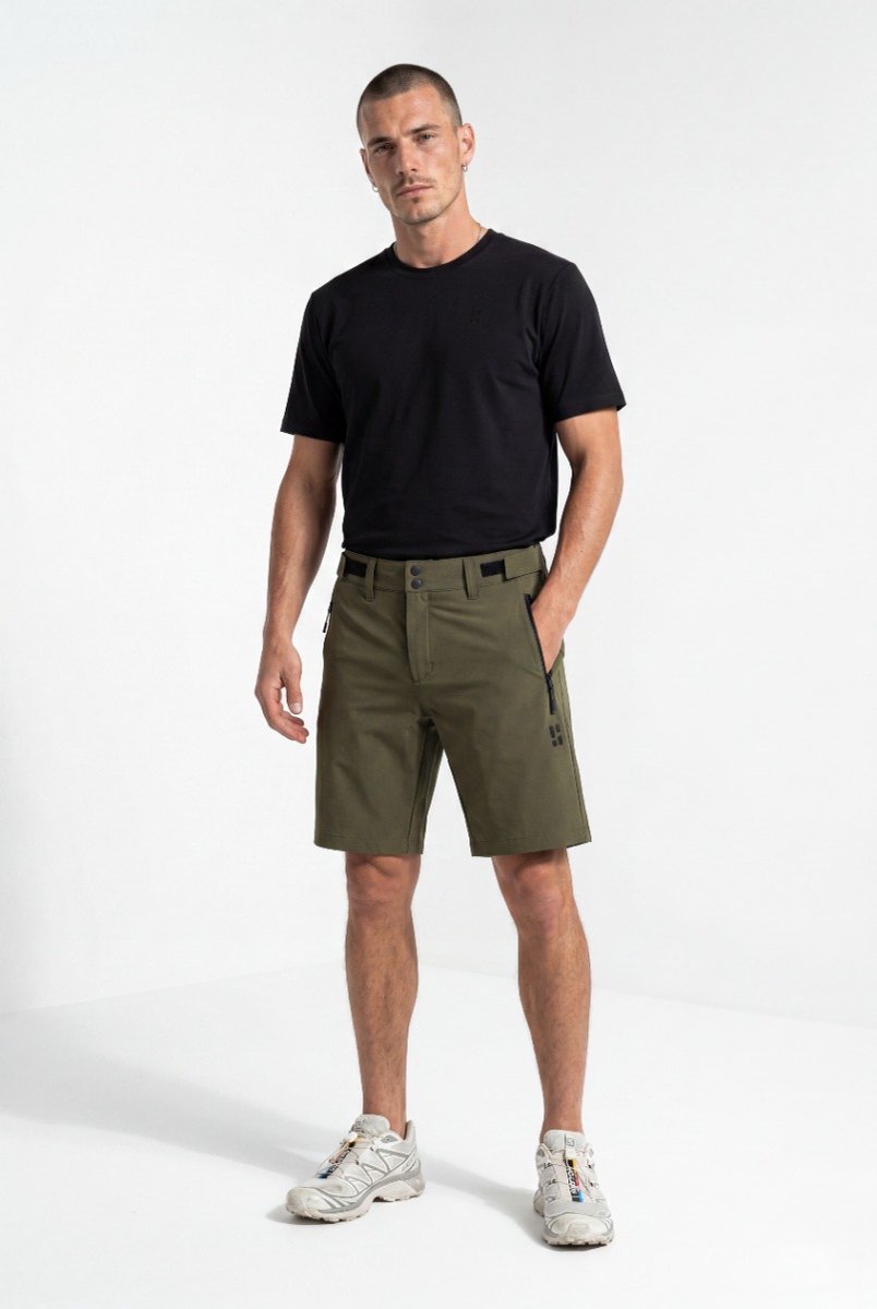 Poederbaas Outdoor Korte Broek SOLX Unisex broek voor Wandelen en Outdoor Groen