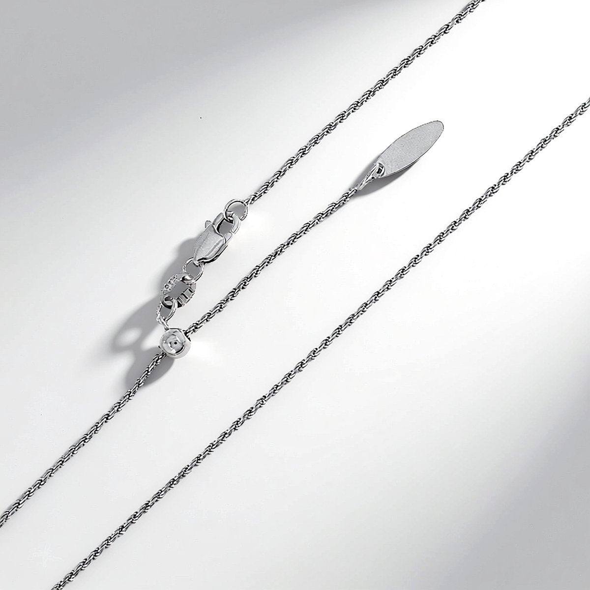 Cavill - 925 Sterling Zilveren Ketting - Verstelbare 60 cm Gedraaid Touw Design - Licht Elegant Dames Sieraad - Karabijnsluiting