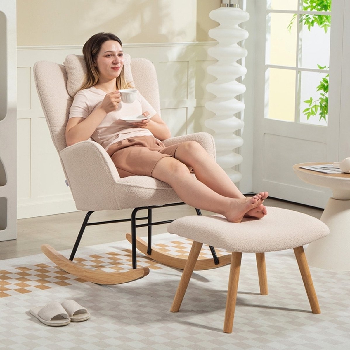 HAUSS SPOLE Schommelstoel - Fauteuil Met Hocker - Ergonomische Hoge Rugleuning Met Hoofd En Lendenkussen - Voor Woonkamer En Leeshoek - Fleece Beige