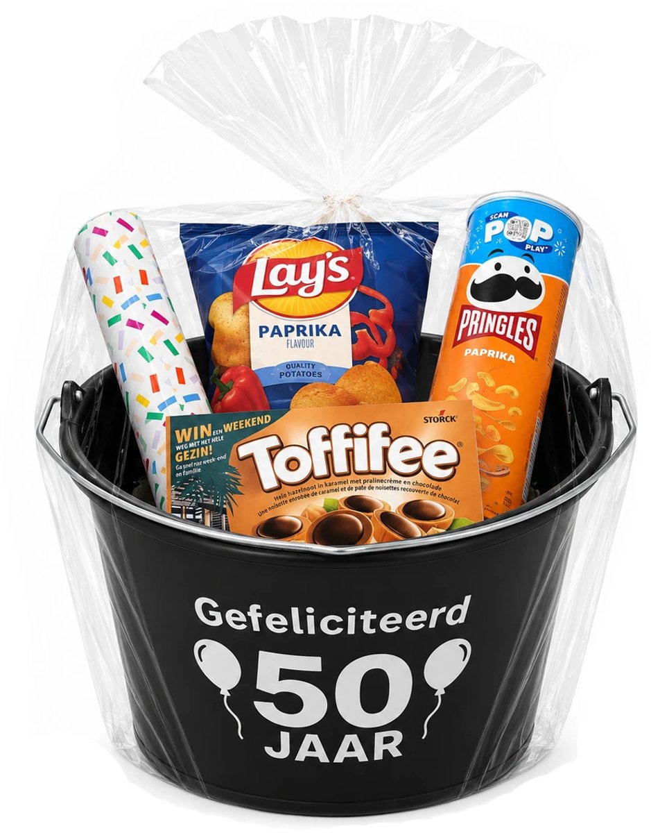 Emmer - Gefeliciteerd 50 jaar in geschenkverpakking - Gevulde cadeau emmer - met tekst - Verpakt in cellofaan - 12 liter - zwart - Verjaardag man & Vrouw - Jubilieum cadeau - Geslaagd cadeau