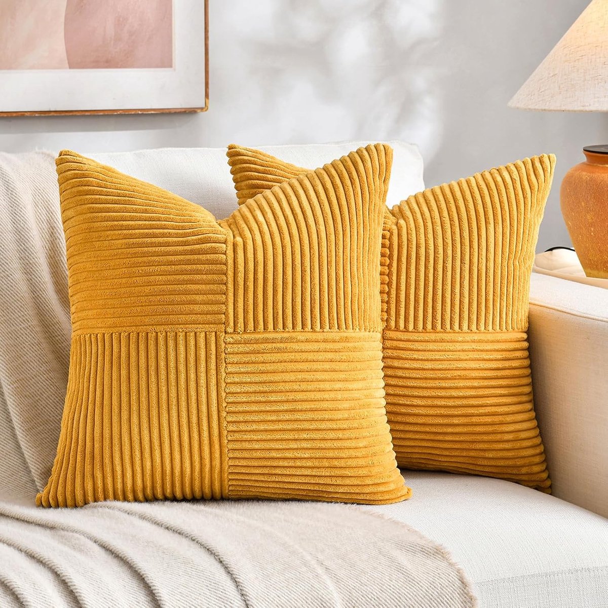 Set van 2 Kussenhoezen Boho Corduroy 65 x 65 cm Gouden Geel Zachte Decoratieve Kussens met Verborgen Rits voor Sofa en Bed, Perfect voor Thuisdecoratie en Comfort