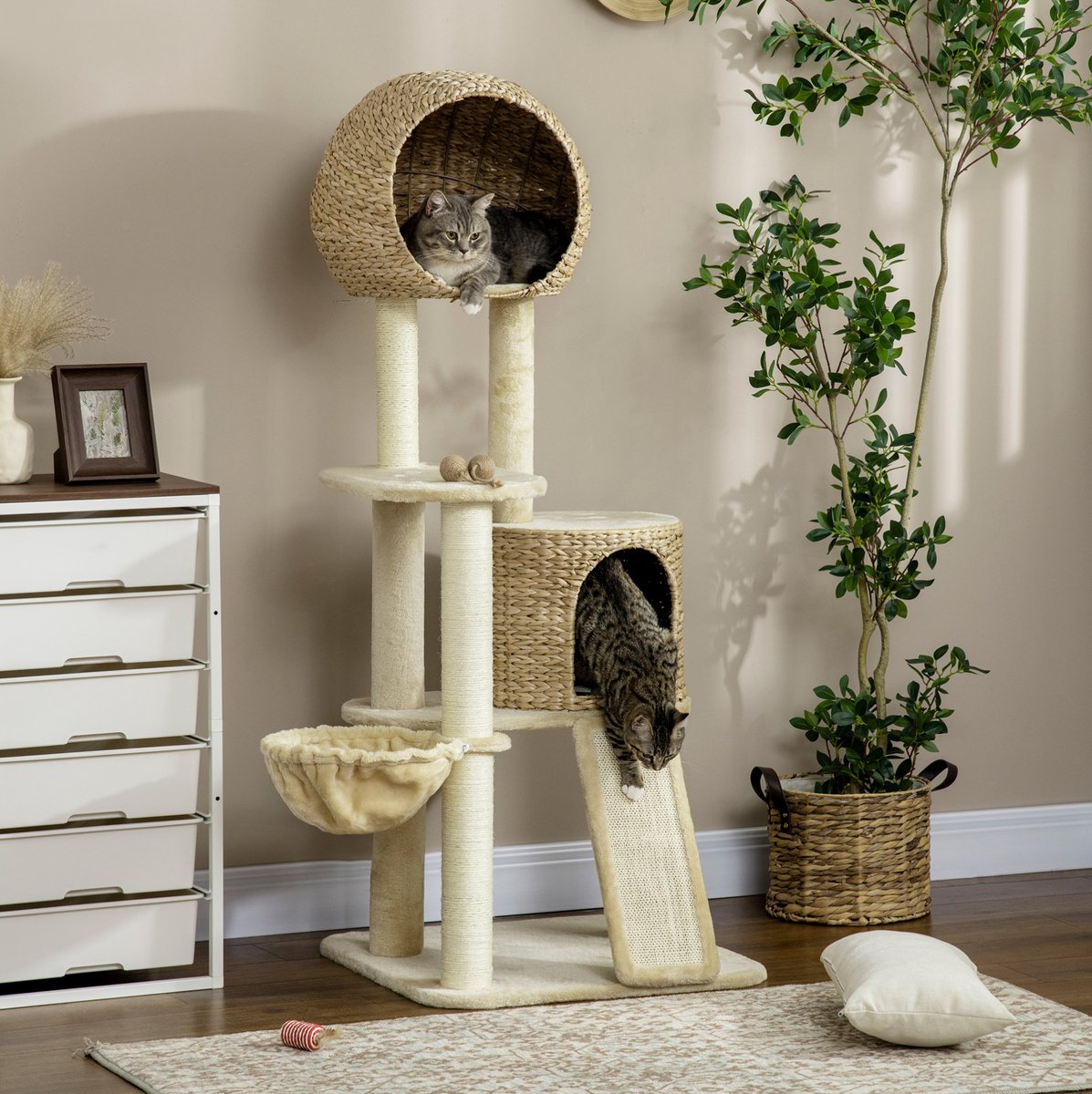 HAUSS SPOLE Krabpaal – Kattenhuis Met Hangmat En Rampe – 60 x 60 x 150 cm – Rotan, Pluche En Hout – Beige – Krabben, Klimmen En Rusten