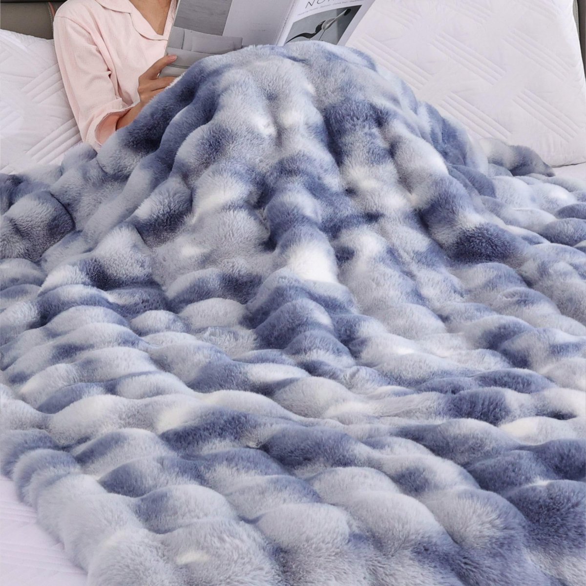 Dailygoods - Deken 150x200 cm - Tie-Dye Blauw Bubble Blanket Fluffy