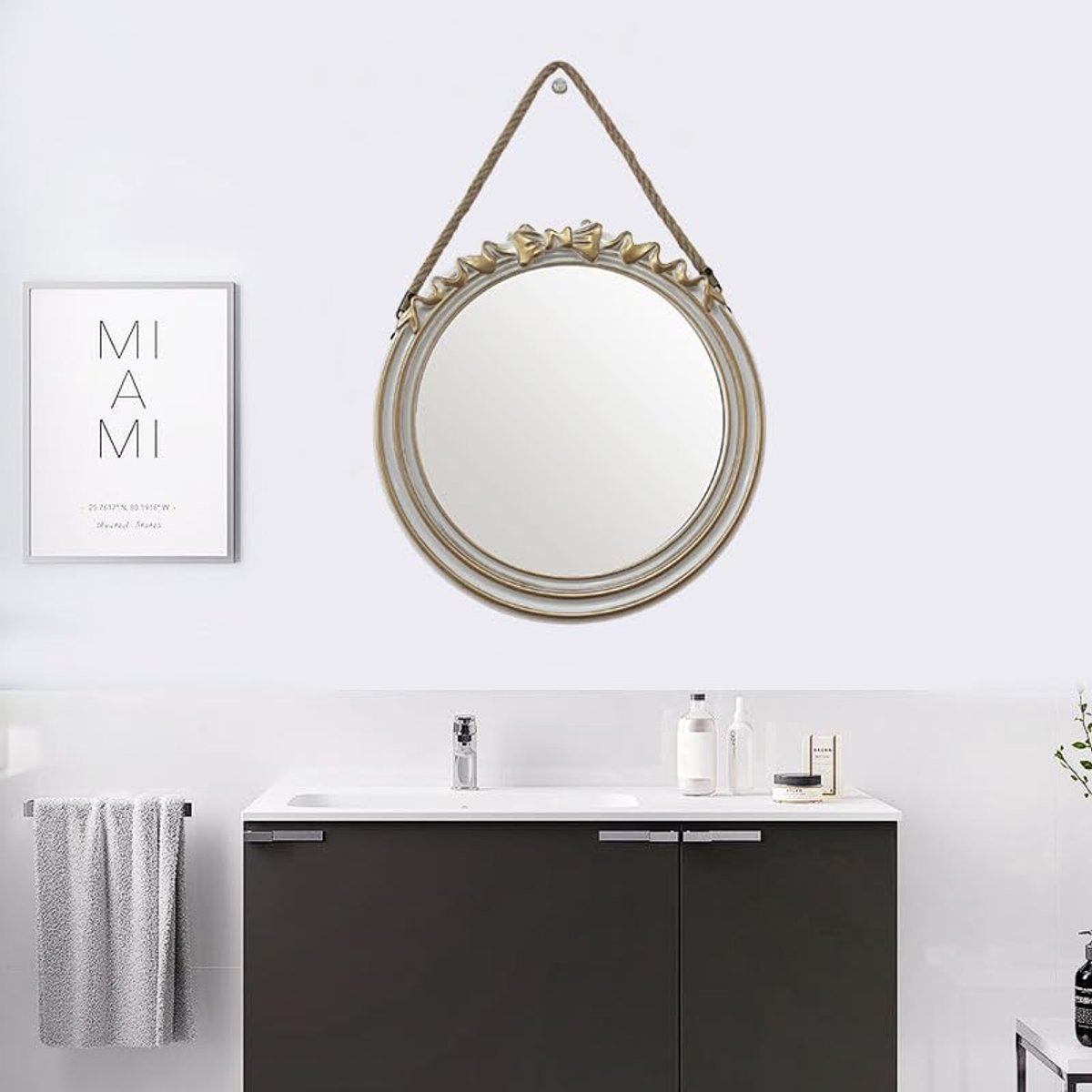 Omgoods - Decoratieve Muurspiegel 31 cm met Ketting voor Diverse Ruimtes
