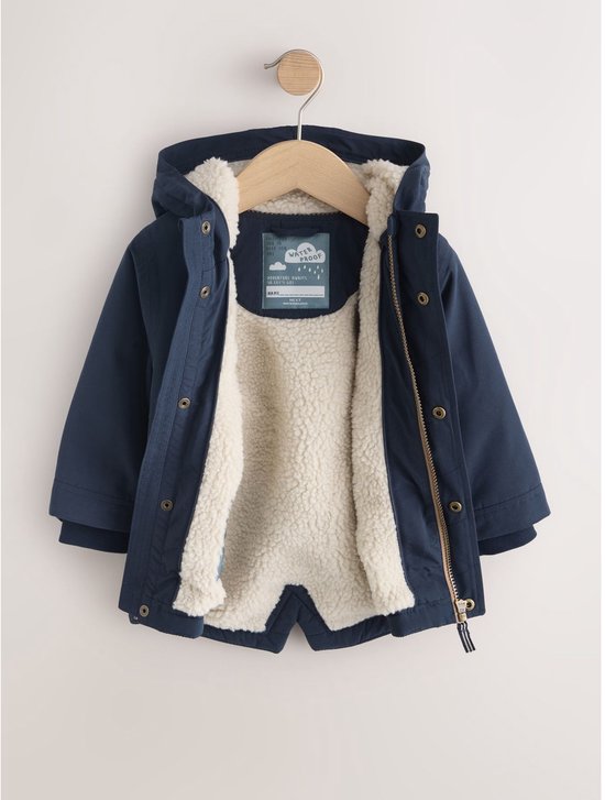 Donkerblauwe parka met capuchon, open geritst met teddy voering. Waterdicht.