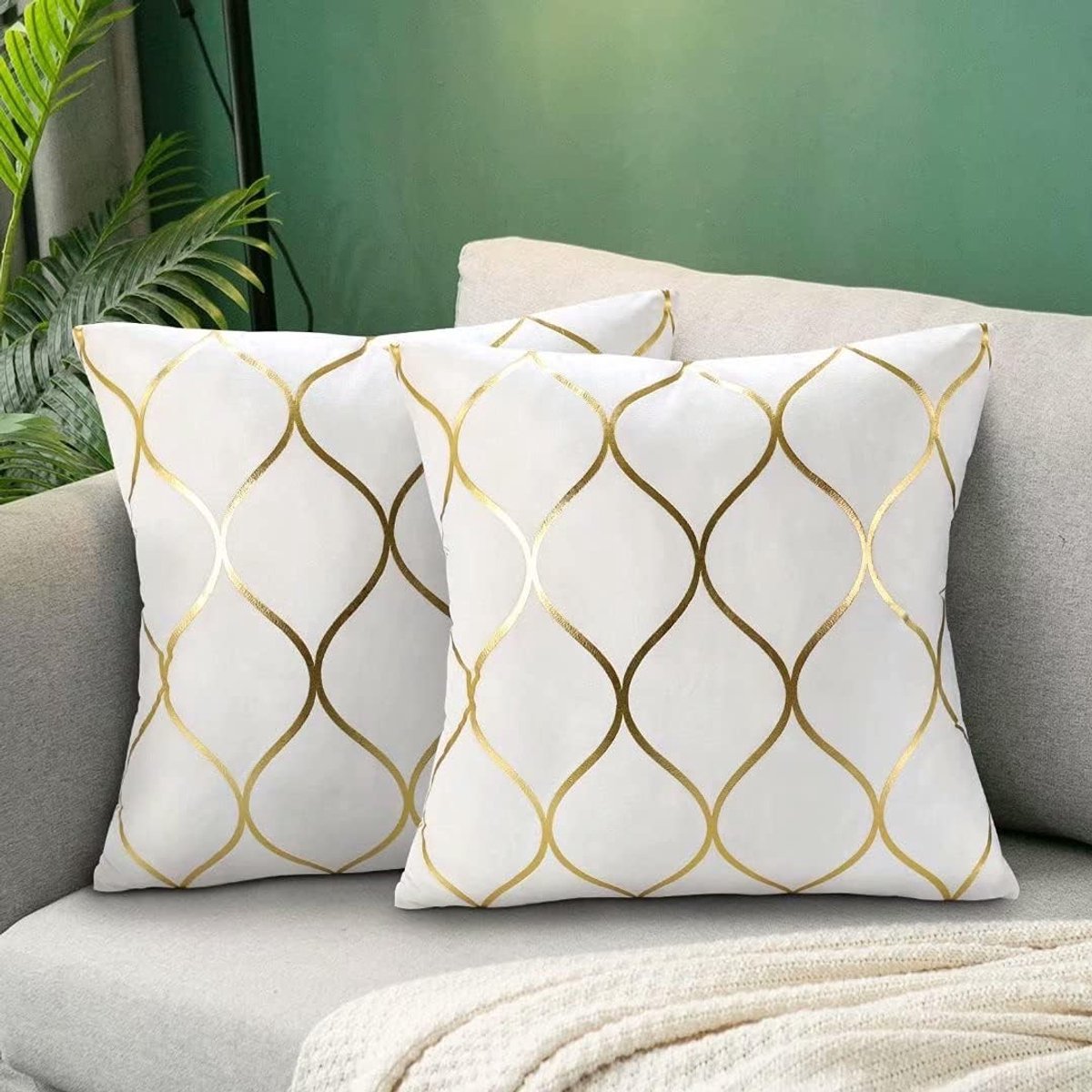 Decoratieve Kussenhoezen 40 x 40 cm in Witte en Gouden Velvet, Set van 2 voor Bank, Bed en Woonkamer