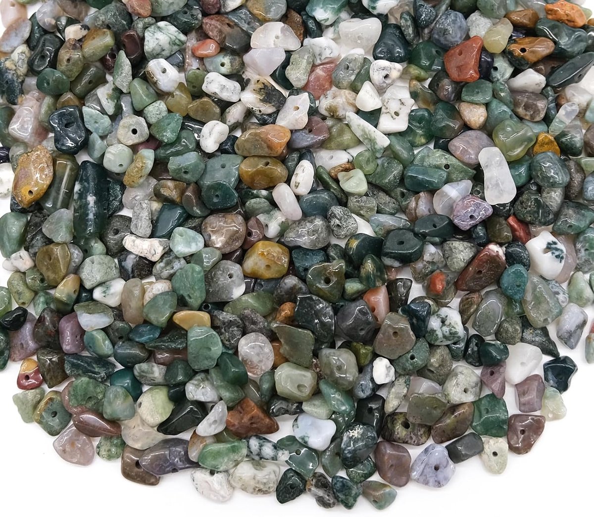 Kralen, om te rijgen, edelstenen, chip, stenen kralen, edelstenen met gat, kristallen stenen, om te knutselen, edelstenen, sieraden, woondecoratie, Kerstmis