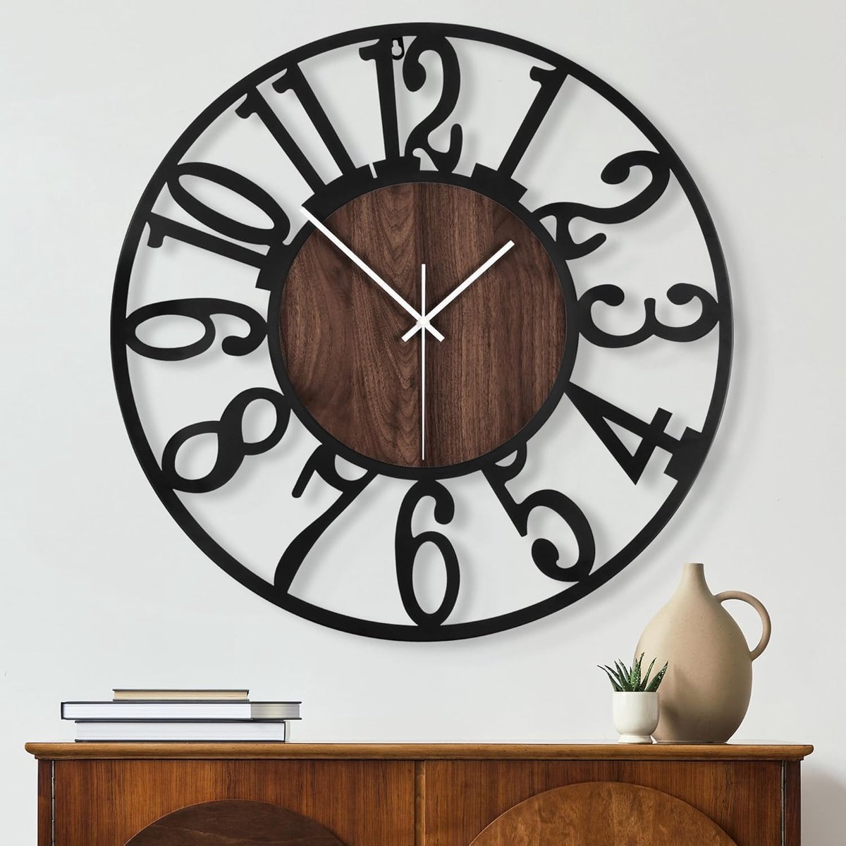 SnelShoppen - Ronde Wandklok voor Woonkamerdecoratie, Stille Vintage Zwarte Metalen Klok op Batterijen, Diverse Maten 33-81 cm, Ideaal voor Thuis, Keu