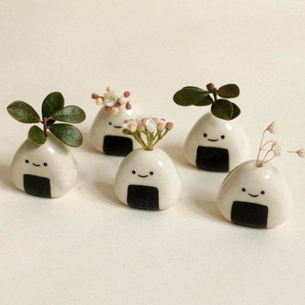 Keramische Mini Vazen - Decoratie Vazen - Tafel Decoratie - Handgemaakt Vakmanschap - Set van 5 - Meerdere Kleuren