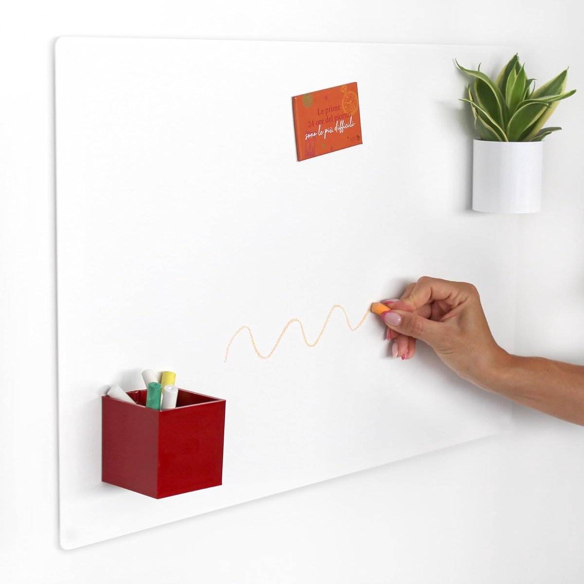 - Magneetbord voor wandmontage - beschrijfbaar en uitwisbaar met krijt - ruw wit - 56 x 38 cm