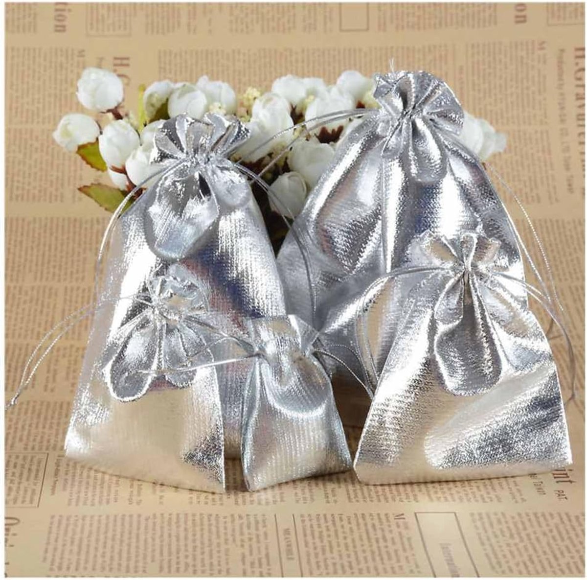 20 stuks sieraadzakjes, zijden satijnen zakjes, cadeauzakjes, kerstzakjes, goud en zilver, rechthoekig, stoffen zakjes voor sieraden, opslag, geschenk, snoep, verpakking Kerstmis, zilver