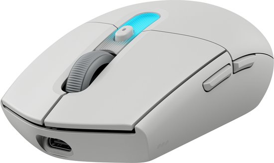 Witte gamingmuis met lichtblauw accent, Logitech G logo en USB-C poort.