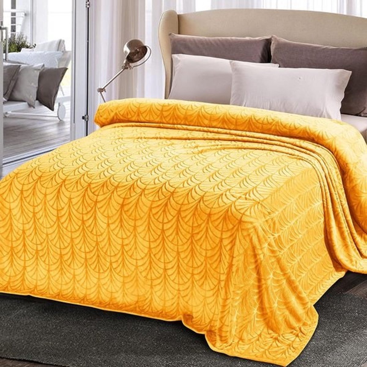 Flanellen Fleece Deken - Pluizige Plaid - Gezelligheid Thuis - Zacht Ademend Materiaal - 152 x 203 cm - Citroengeel
