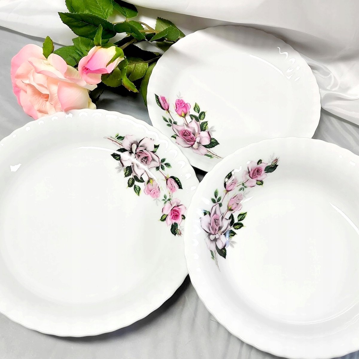 Servies Iwona 6 personen, 18-delig, wit porselein, decor 870