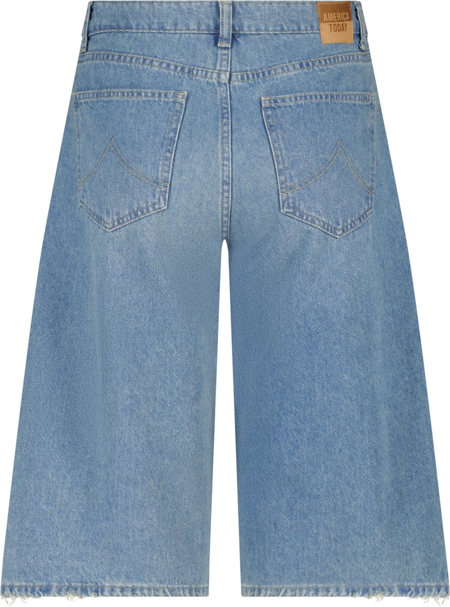 Short Nella