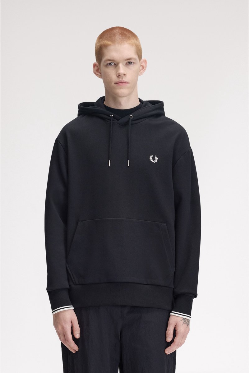 Fred Perry Hoodie met zwarte afwerking
