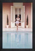 JUNIQE - Poster in houten lijst Pool Day -40x60 /Blauw & Roze