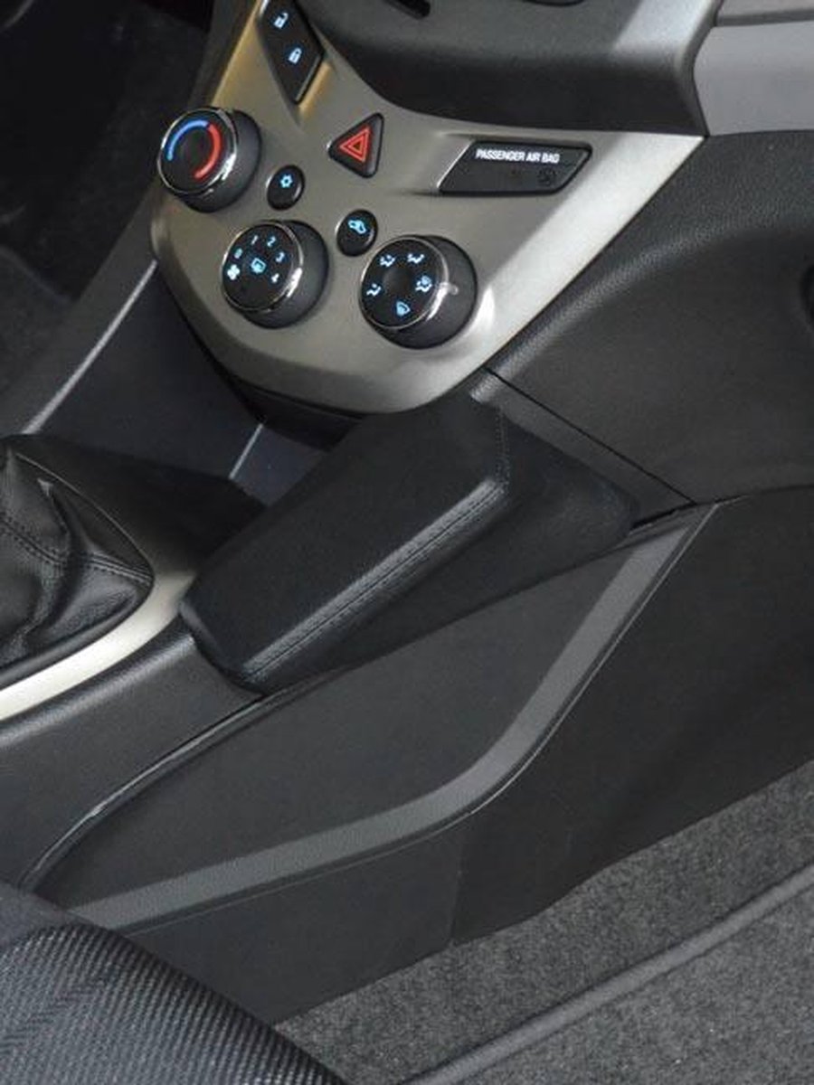 Kuda houder geschikt voor Chevrolet Aveo 2011-2019 Kleur: Zwart