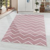 Flycarpets Sara Modern Roze Vloerkleed Zigzag Design Laagpolig - Tapijt - Voor binnen -160x230 cm