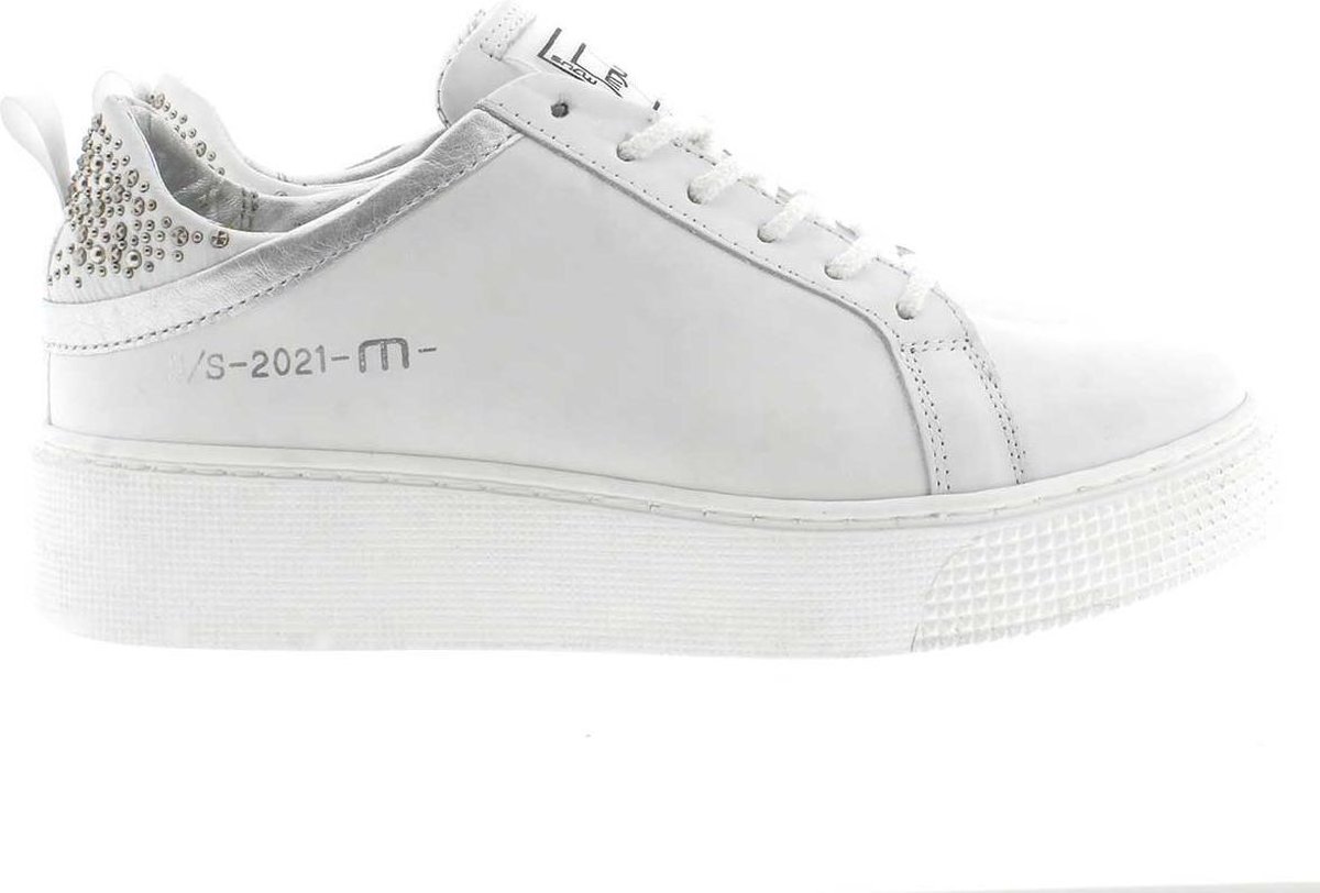 MJus M08137 sneaker met studs wit, ,38 / 5 | bol.com