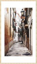Schilderij - steegje - Collectie Travel stories - Forex met blanke lijst - 70x118cm
