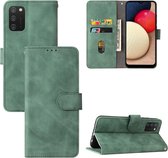 Voor Samsung Galaxy A02s Effen Kleur Huidgevoel Magnetische Gesp Horizontale Flip Kalf Textuur PU Lederen Case met Houder & Kaartsleuven & Portemonnee (Groen)