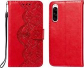 Voor Sony Xperia 5 Flower Vine Embossing Pattern Horizontale Flip Leather Case met Card Slot & Holder & Wallet & Lanyard (Red)