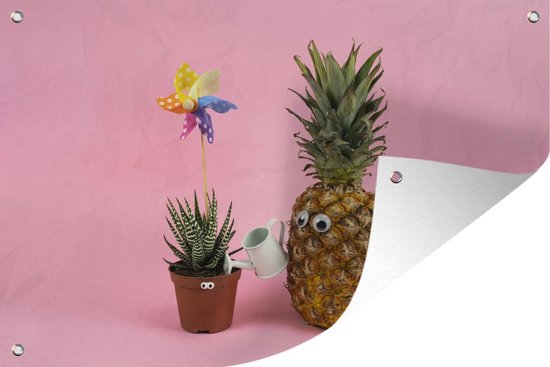 Pineapple watering a plant tuinposter los doek