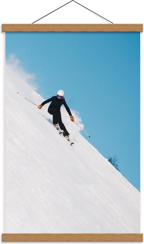 Schoolplaat – Vrouw aan het Skiën in de Sneeuw - 40x60cm Foto op Textielposter (Wanddecoratie op Schoolplaat)