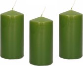 12x Olijfgroene cilinderkaarsen/stompkaarsen 6 x 12 cm 40 branduren - Geurloze kaarsen olijf groen - Woondecoraties