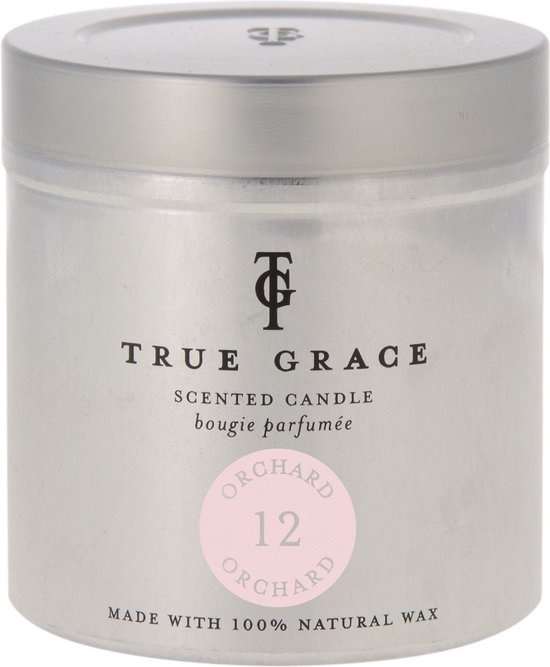 Bougie parfumée True Grace en boîte No. 12 Verger de la collection Walled Garden