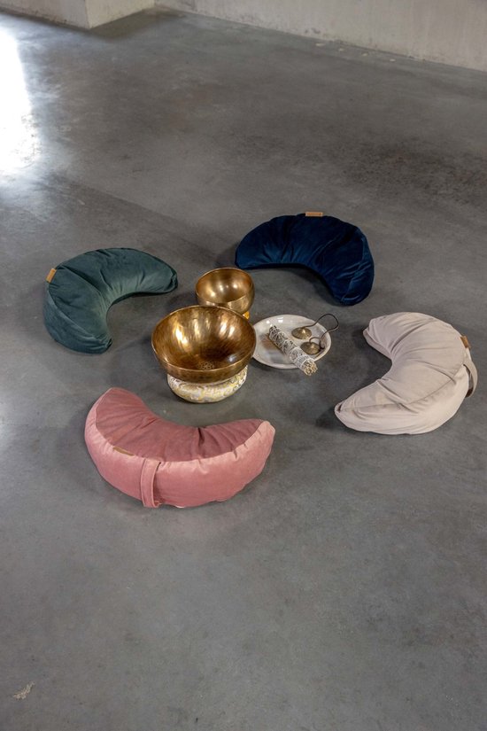 Pierre Sports Halve Maan Yoga Kussen - Donkergroen - Gevuld met Hennepvezels - 22x40x12cm van Pierre Sports — afbeelding 5