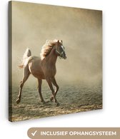 Canvas Schilderij Paard - Zand - Mist - 90x90 cm - Wanddecoratie