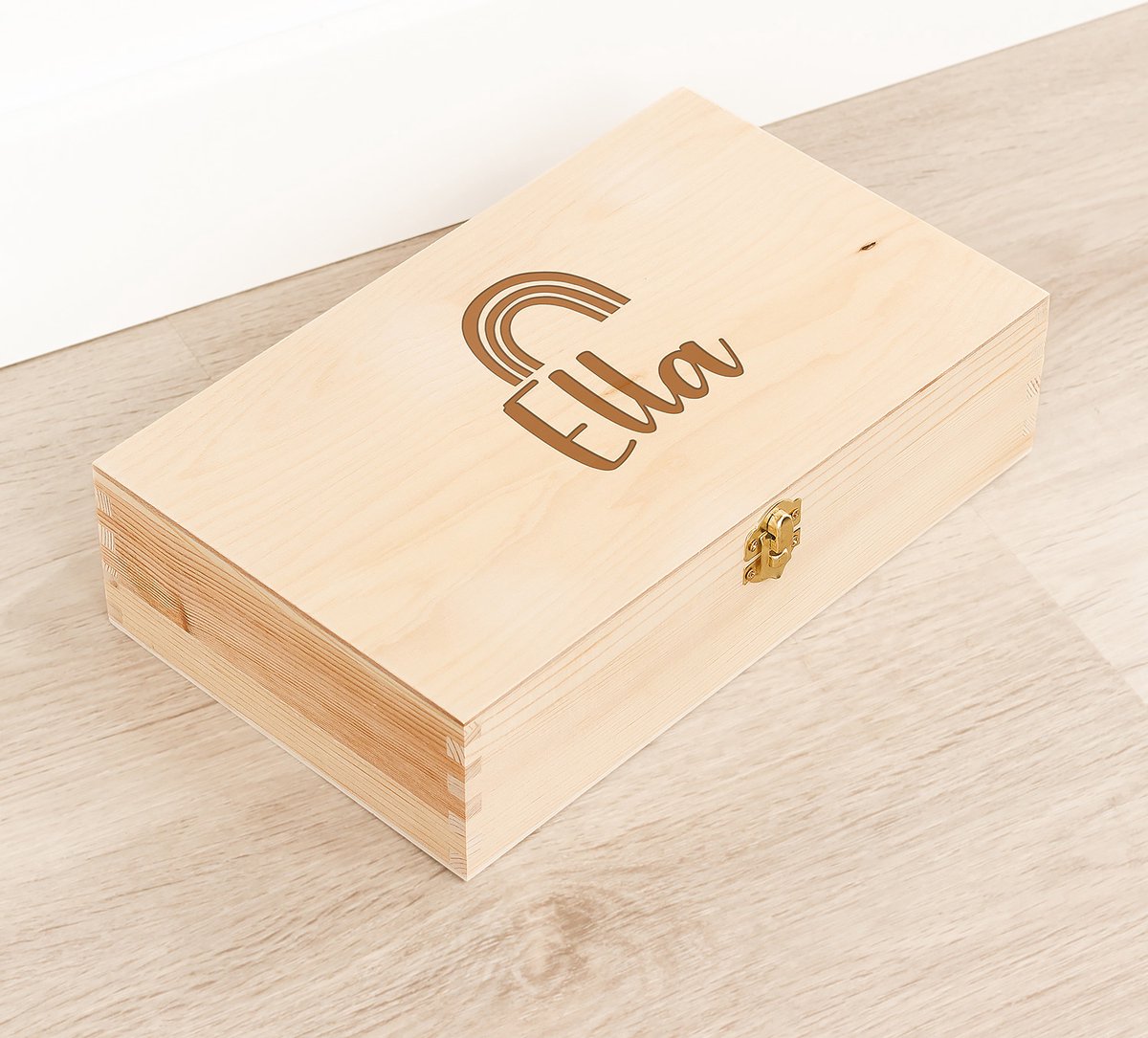 Houten kistje 'Ella' Regenboog - Tekenkist - Herinneringsdoos - Kraamcadeau - Knutseldoos - Memorybox - Baby - Geboorte