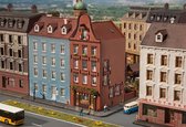 Faller - Stadhuis met sigarenwinkel - modelbouwsets, hobbybouwspeelgoed voor kinderen, modelverf en accessoires