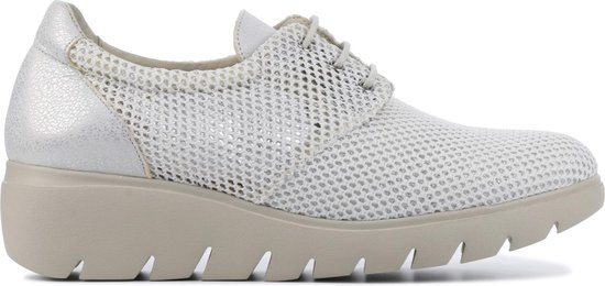 Capobella Dames Sneakers Rood mesh sneaker | Van den Assem