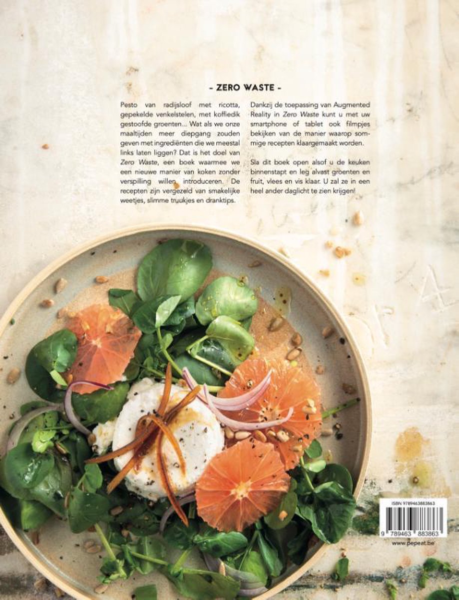Boek 'Zero Waste' - Achterkant. Gekookte salade met spinazie, geitenkaas, sinaasappelpartjes en rode ui op een bord.