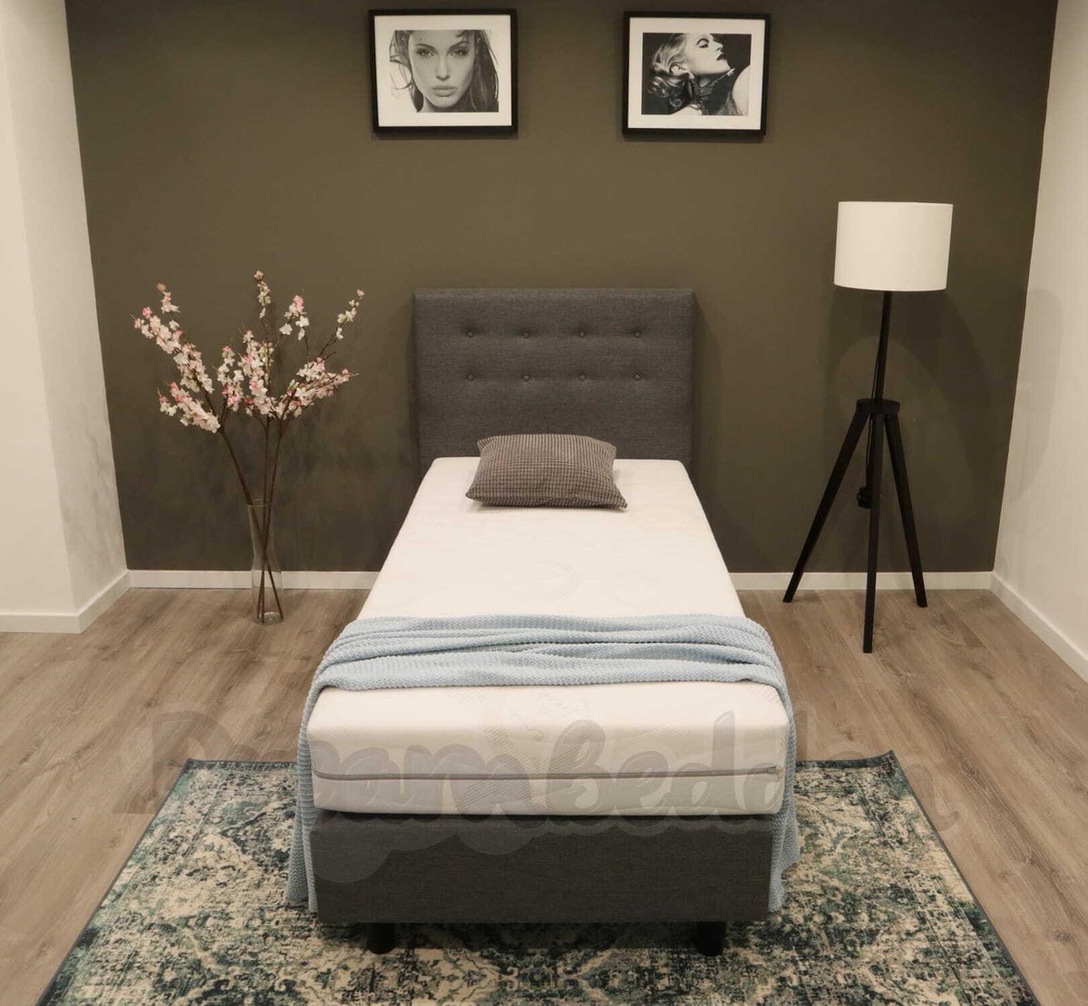Boxspring 80x210 Incl. Pocketvering Matras. Memphis 1-pers.