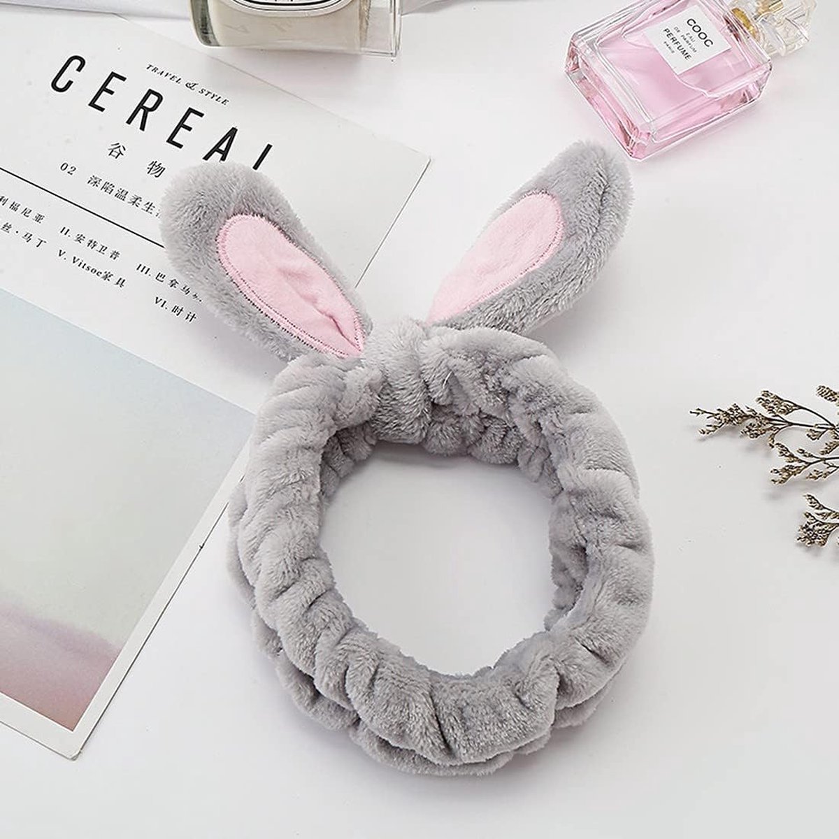 MAKEUP Beige Hair Band - Cosmetische Haarband, Beige Wow Bow