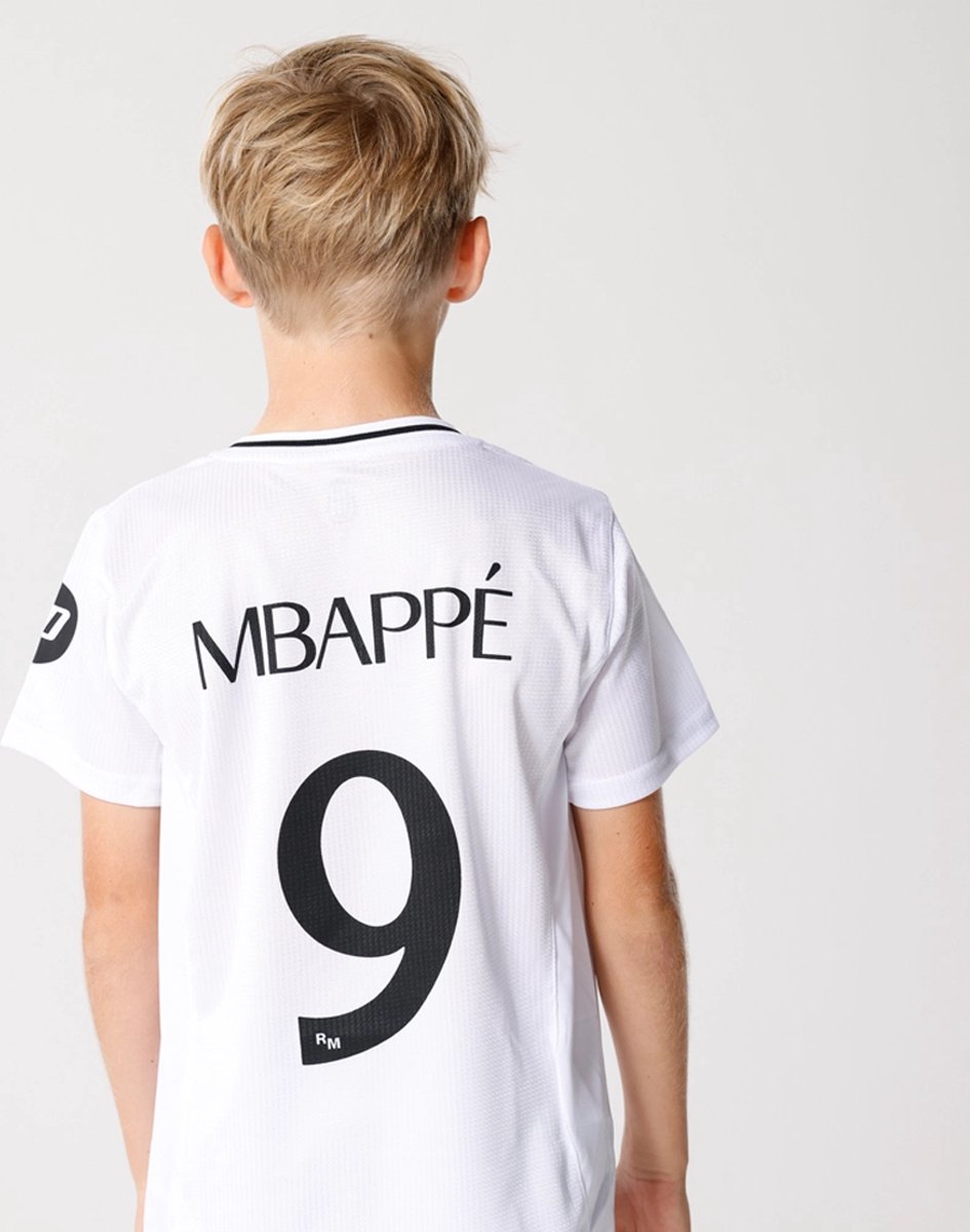 Mbappe Real Madrid Voetbaltenue Thuis - Voetbal Tenue Kinderen - Shirt en Broekje - Jongens en Meisjes -- Maat 152