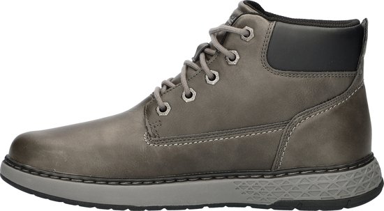 Grijze leren Skechers veterboot met 'WATERPROOF' opdruk en S-logo.