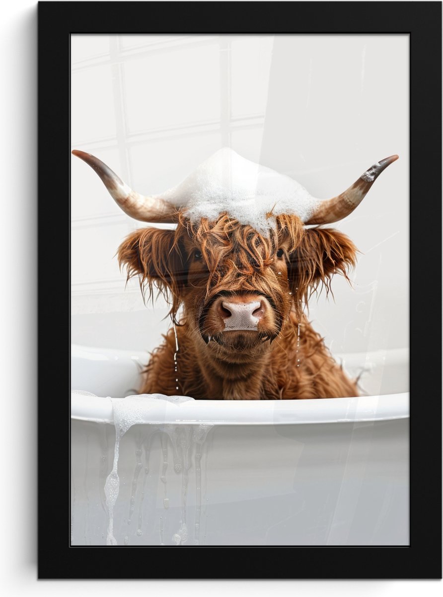 FrameYourWall Poster in lijst - Fotolijst 20x30 cm - Posters - Schotse Hooglander - Bad - Koe - Dieren - Schuim - Posterlijst zwart - Wanddecoratie badkamer - Muurdecoratie WC - Decoratieve accessoires - Toilet muur decoratie