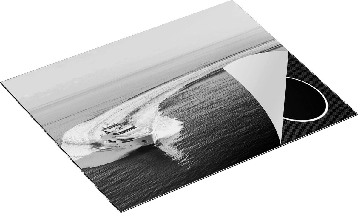 Chefcare Inductie Beschermer Jachtboot op het Water in een Bocht - Zwart Wit - 65x50 cm - Afdekplaat Inductie - Kookplaat Beschermer - Inductie Mat