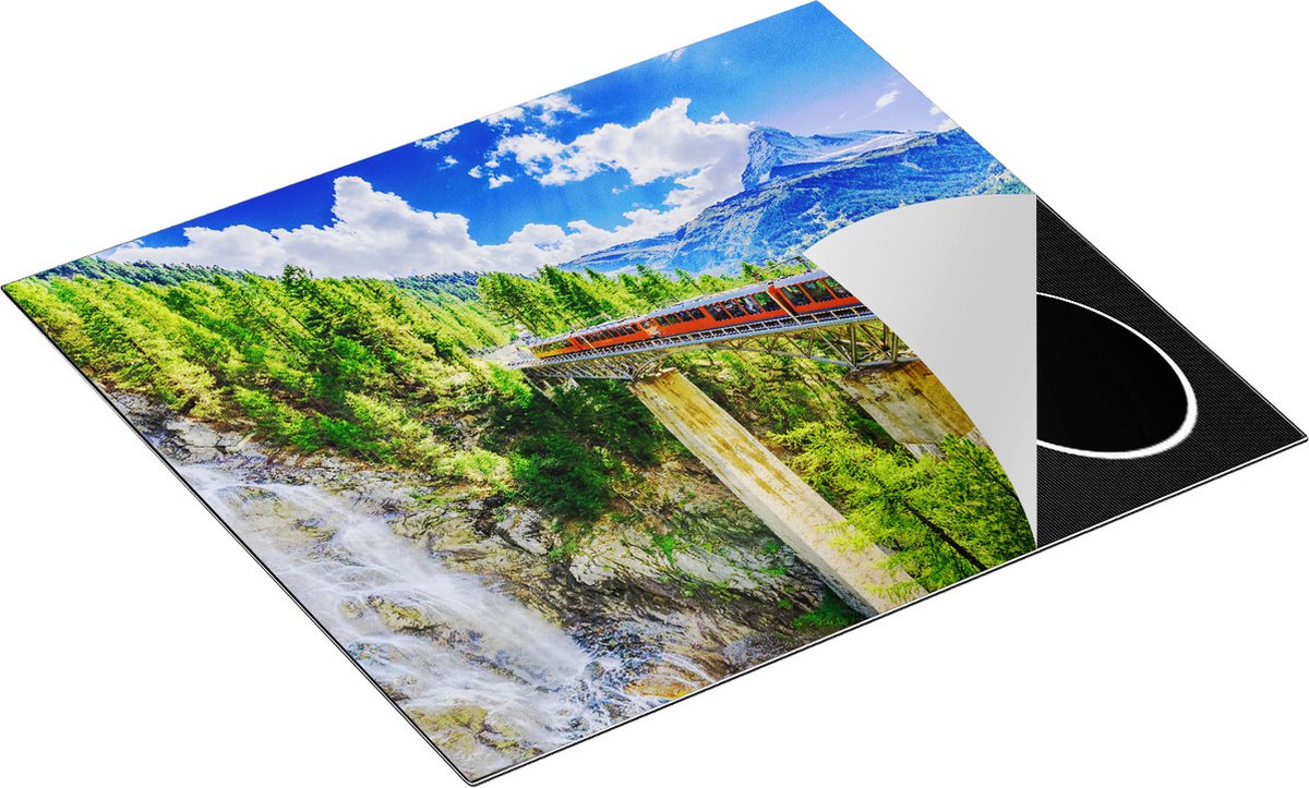 Chefcare Inductie Beschermer Trein op een Brug bij een Waterval in Zwitserland - 59x52 cm - Afdekplaat Inductie - Kookplaat Beschermer - Inductie Mat