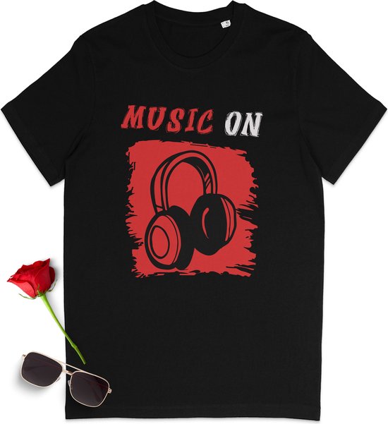 Muziek t-shirt - Music on quote tshirt- Leuk muziek t shirt voor mannen en vrouwen DJ - Dames, heren tshirt met print opdruk - Unisex maten: S M L XL XXL XXXL - Tshirt kleur: Zwart.
