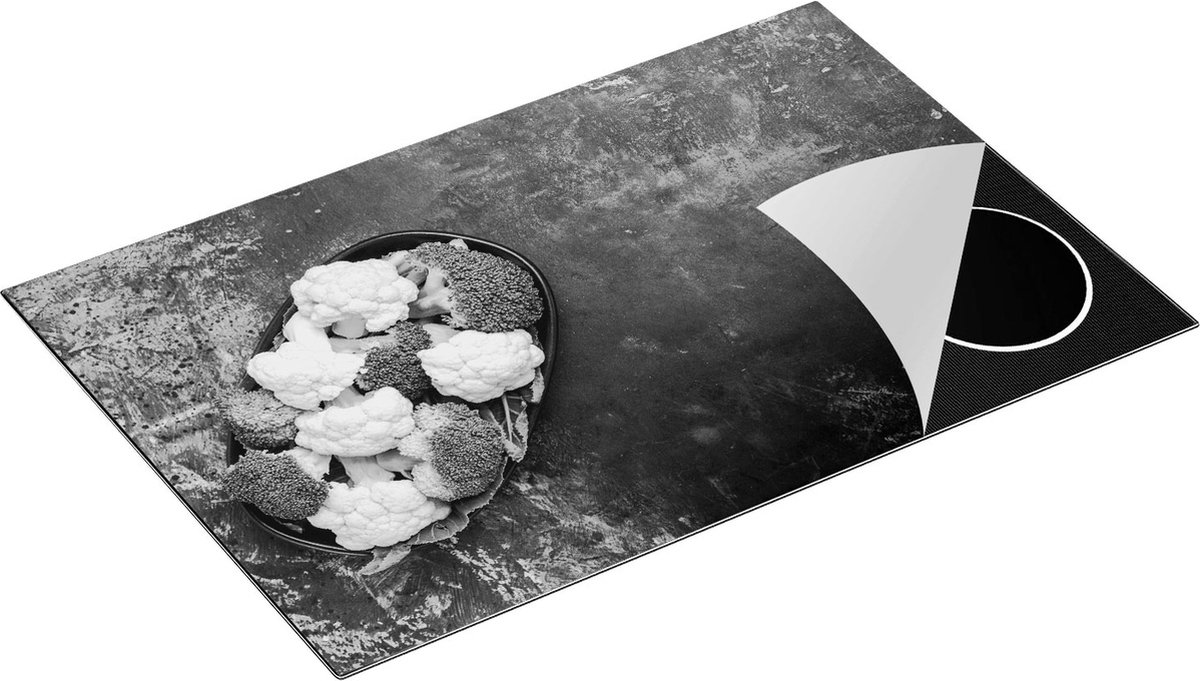 Chefcare Inductie Beschermer Bloemkool met Brocolli op Zwarte Marmer - Zwart Wit - 80,2x52,2 cm - Afdekplaat Inductie - Kookplaat Beschermer - Inductie Mat