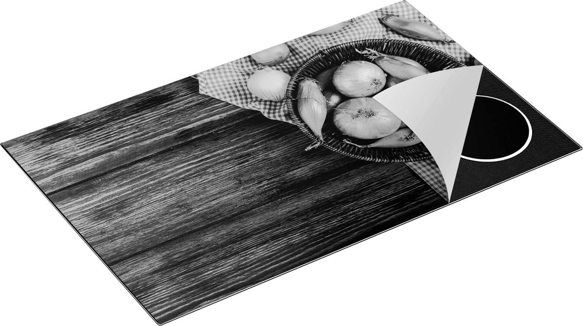 Chefcare Inductie Beschermer Mand met Uien op Tafel - Zwart Wit - 85x50 cm - Afdekplaat Inductie - Kookplaat Beschermer - Inductie Mat